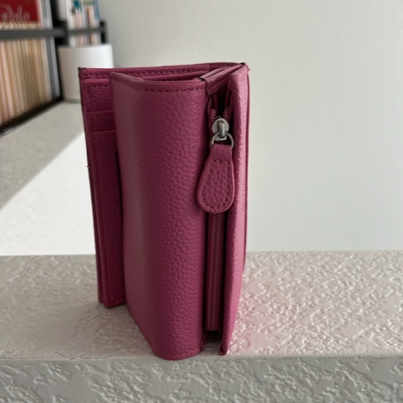 MUNDI Womens Small Genuine Leather RFID Wallet - Picture 5 of 6